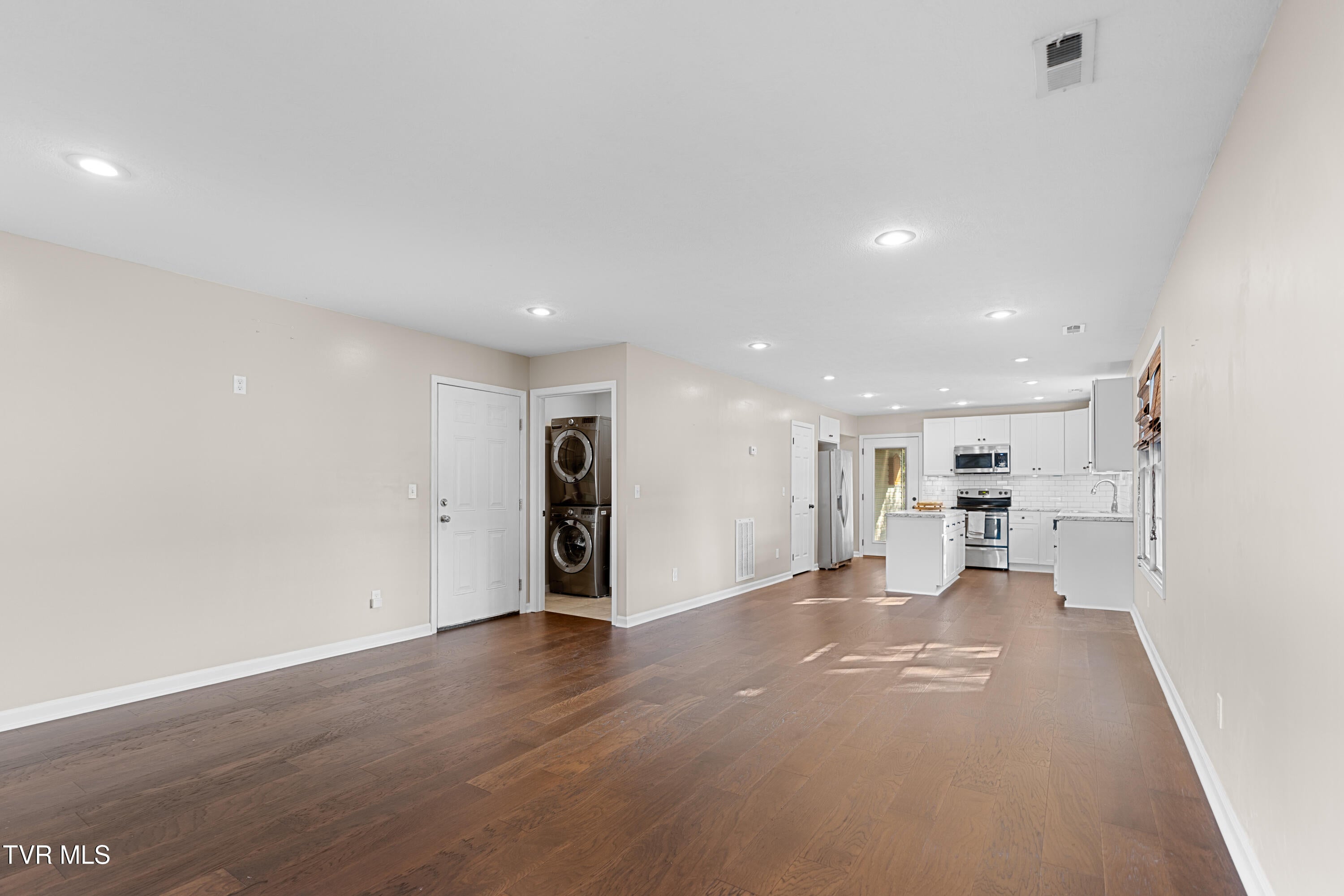 1440 Ault Road