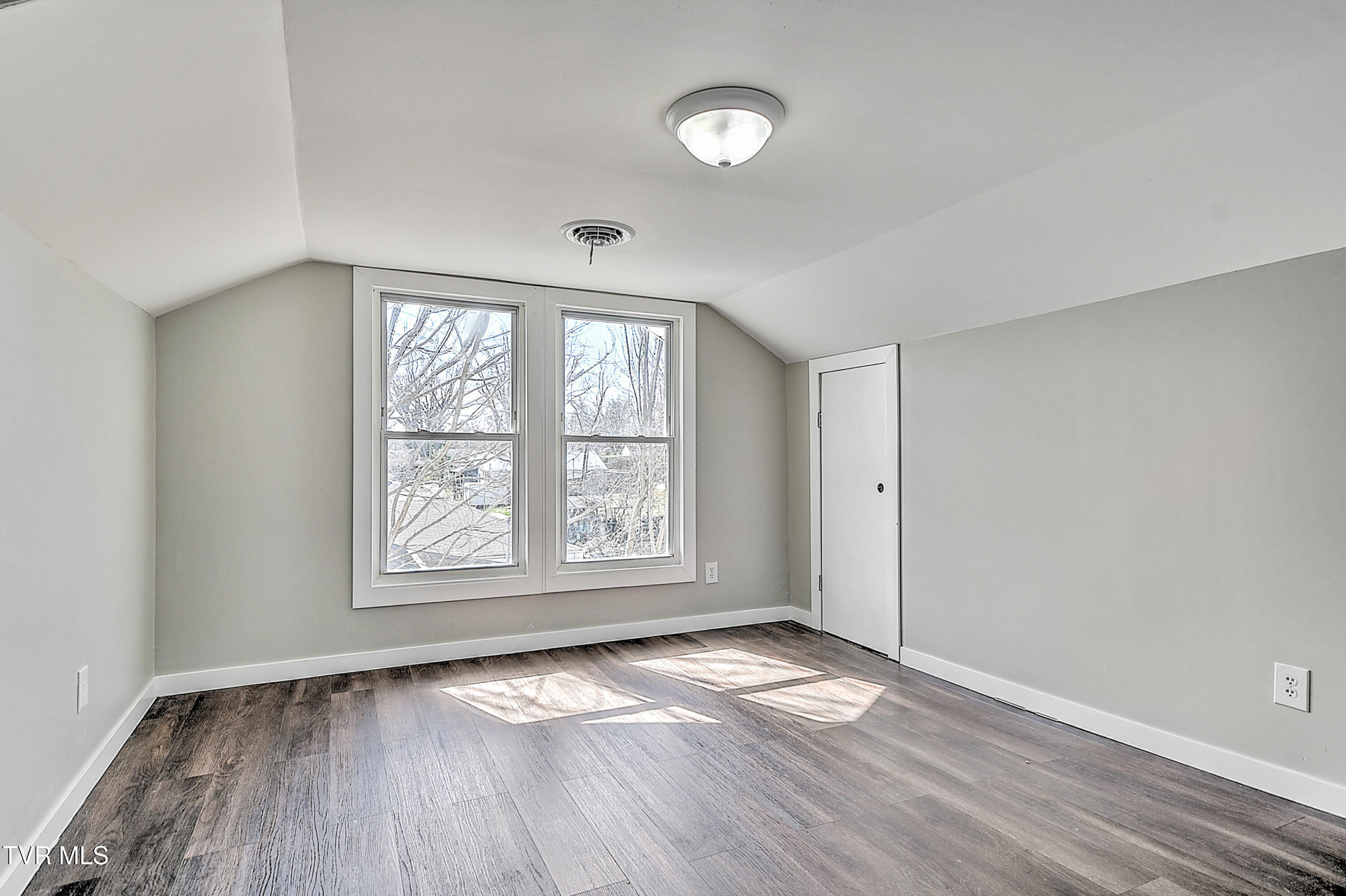 1011 Unaka Avenue, Johnson City, Tennessee image 39