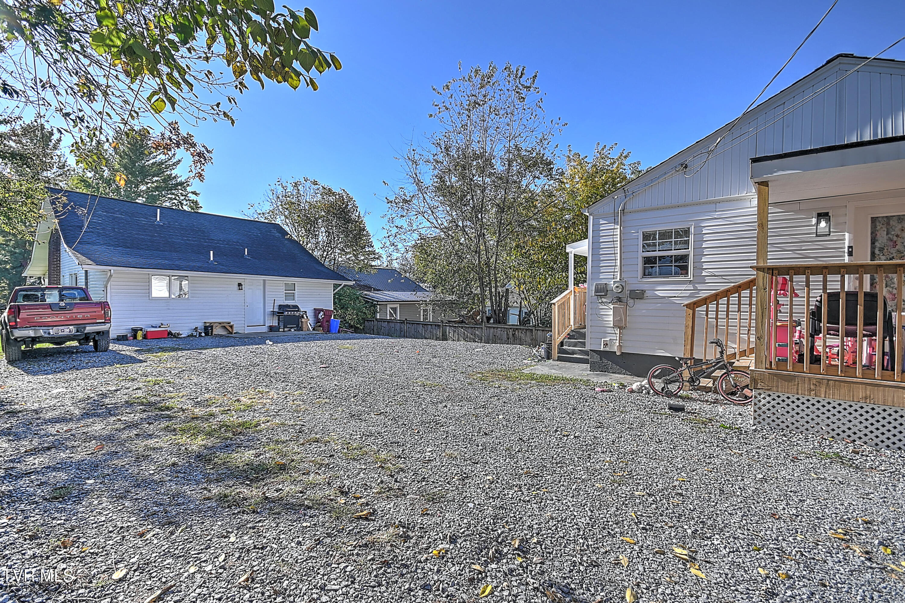 1011 Unaka Avenue, Johnson City, Tennessee image 9