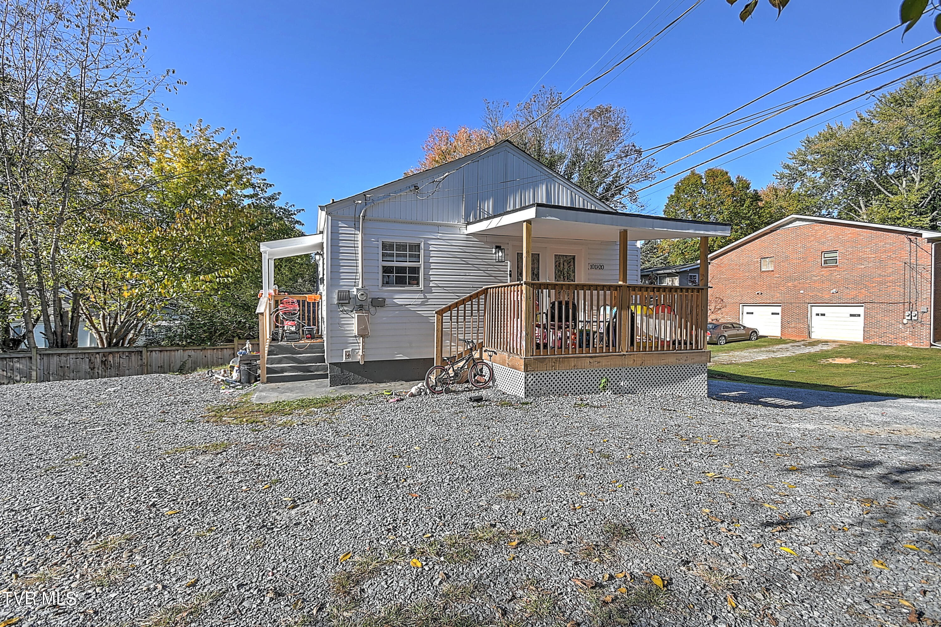 1011 Unaka Avenue, Johnson City, Tennessee image 8