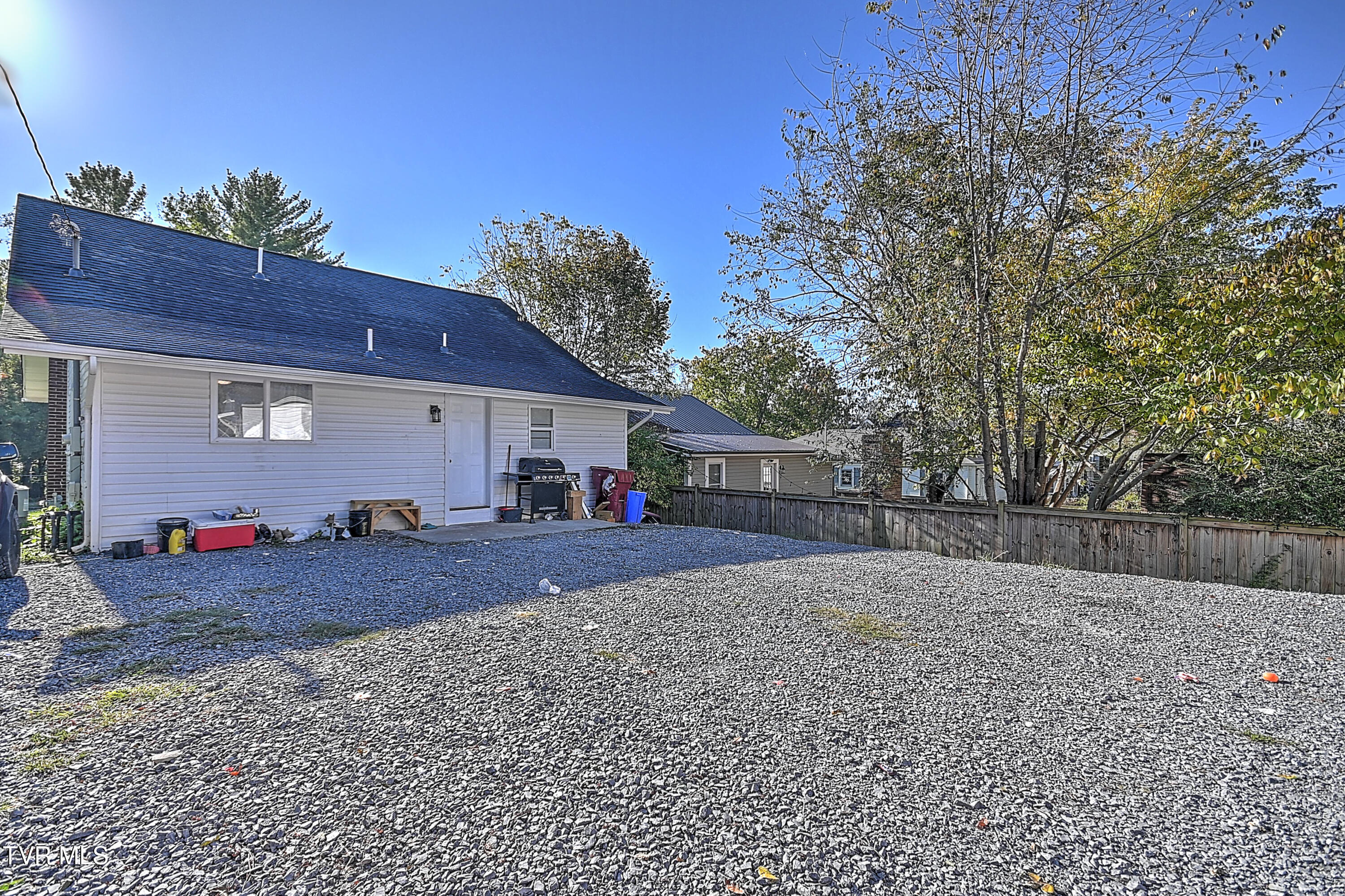 1011 Unaka Avenue, Johnson City, Tennessee image 5