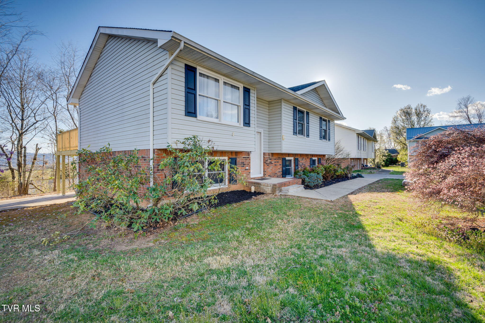 505 Cindy Court, Church Hill, Tennessee image 2