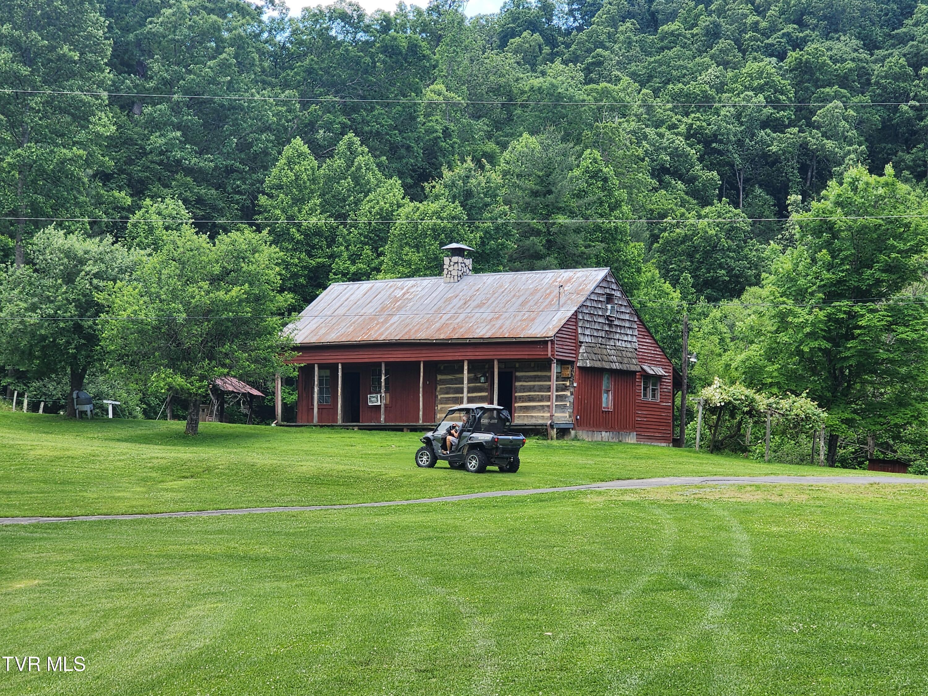 639 Dream Farm Road, Birchleaf, Virginia image 6