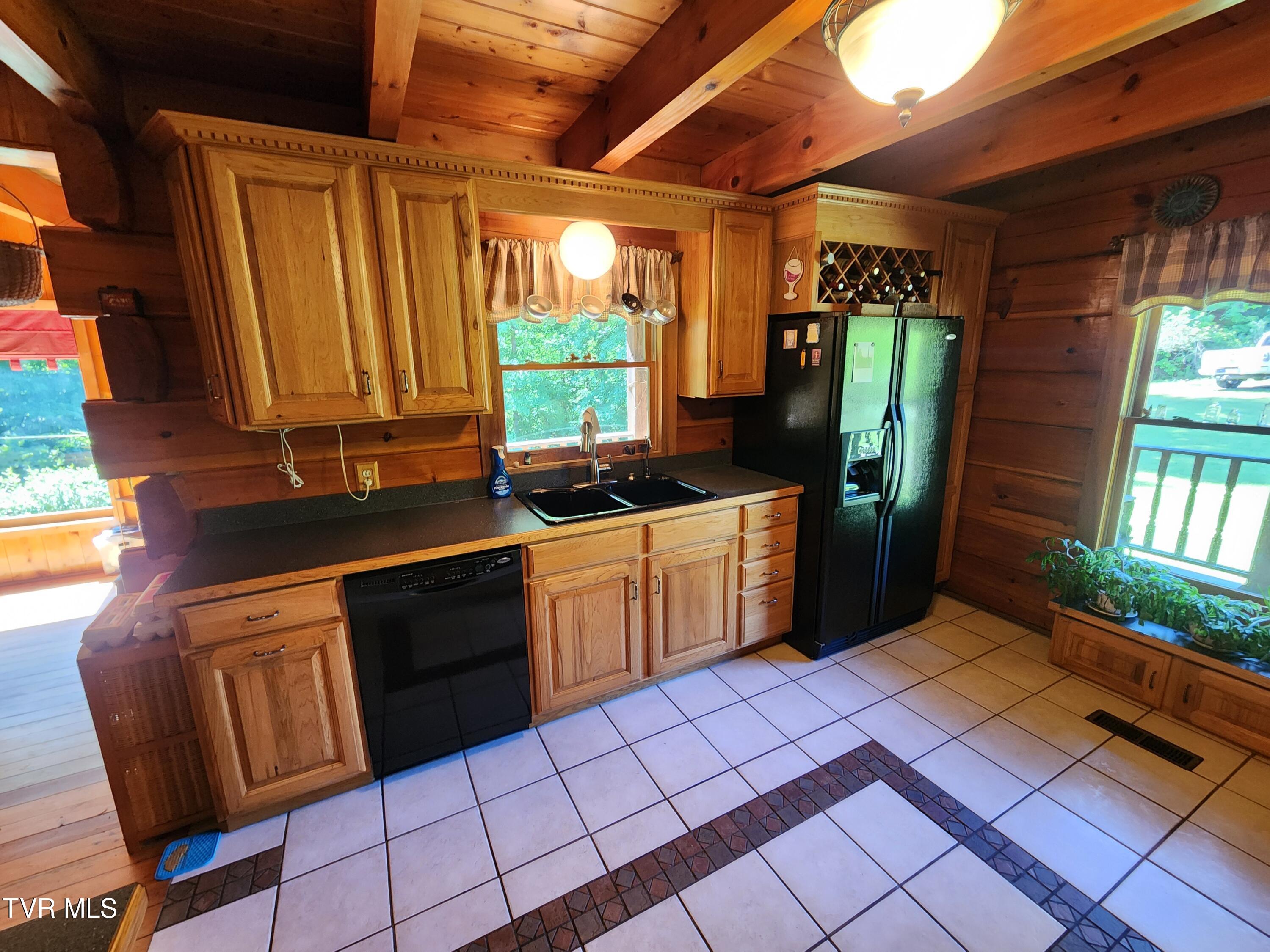 639 Dream Farm Road, Birchleaf, Virginia image 14