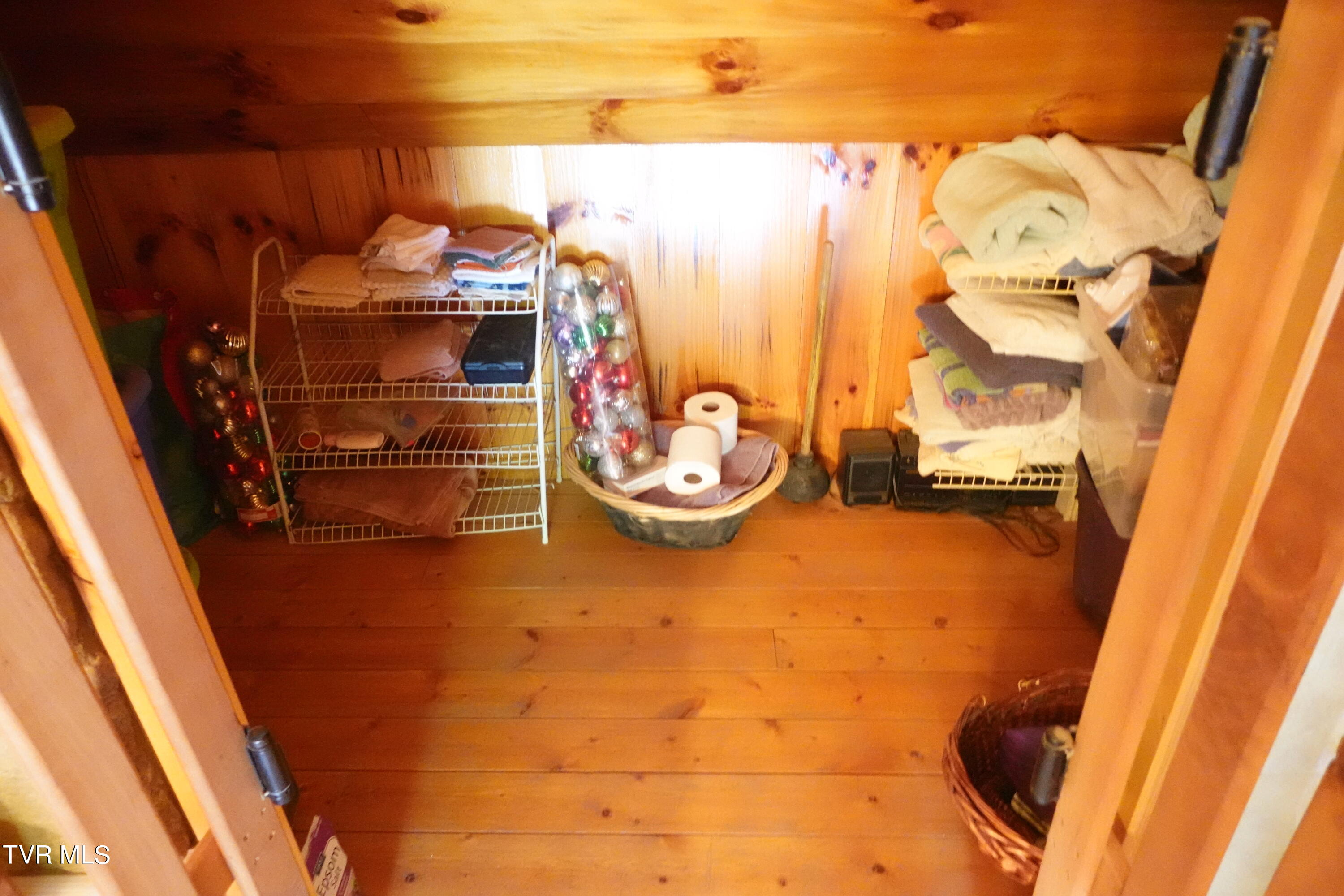 639 Dream Farm Road, Birchleaf, Virginia image 31