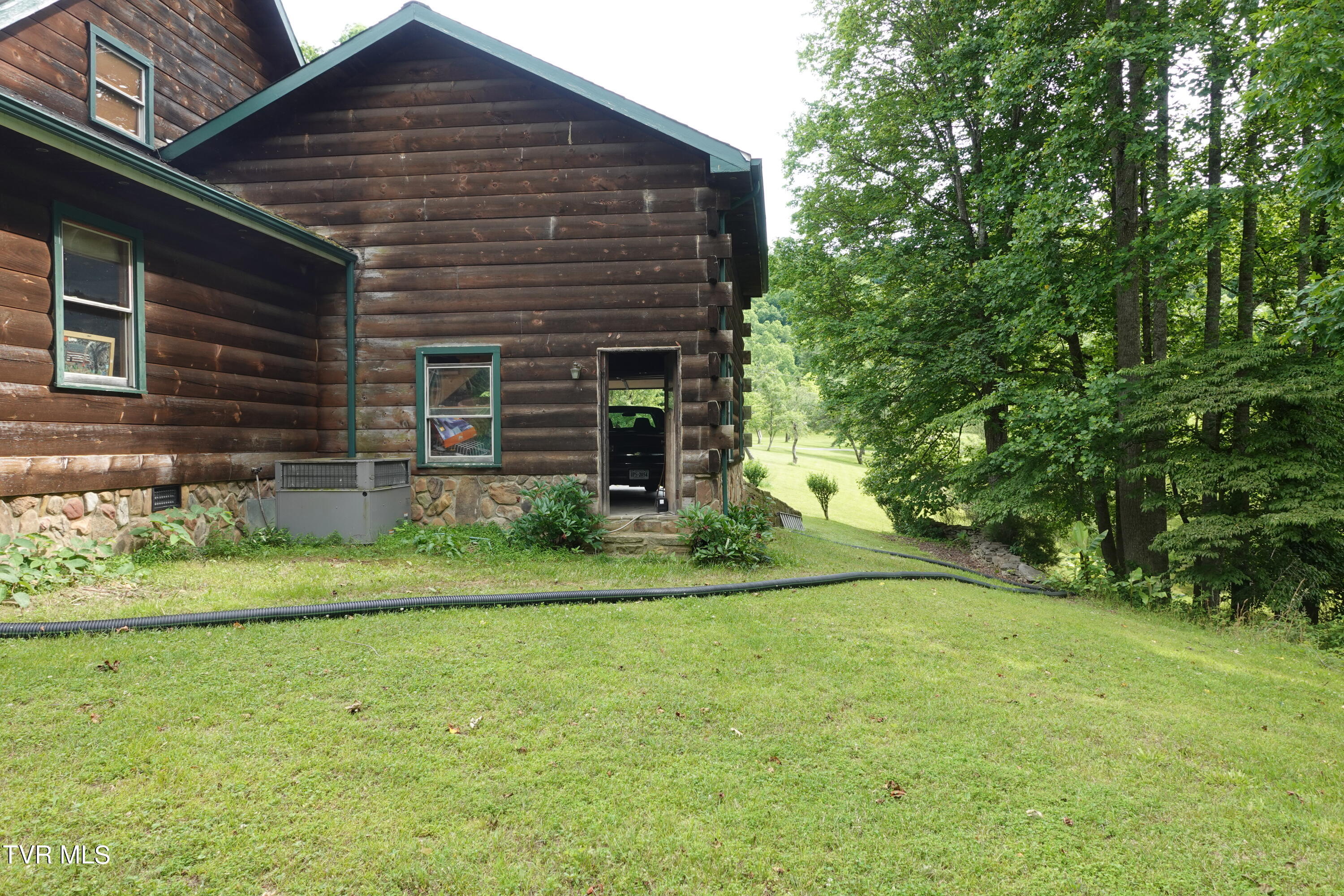639 Dream Farm Road, Birchleaf, Virginia image 50
