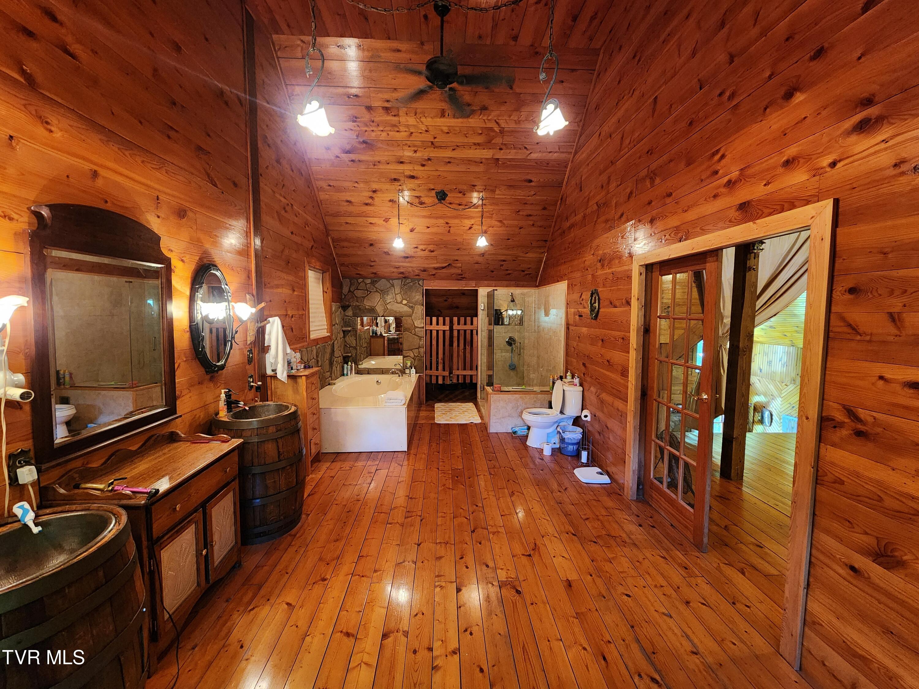 639 Dream Farm Road, Birchleaf, Virginia image 20