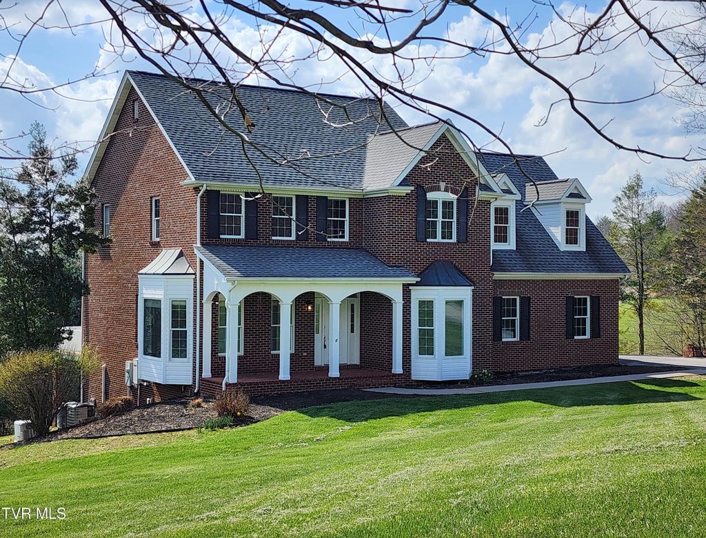 Photo of 13903 Vintage View, Abingdon, VA 24210 (MLS # 9994502)