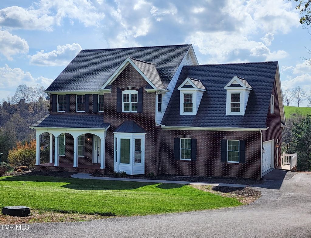 Photo of 13903 Vintage View, Abingdon, VA 24210 (MLS # 9994502)