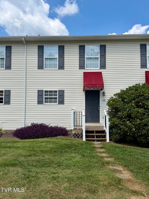Photo of 2201 Cherokee Road #14, Johnson City, TN 37604 (MLS # 10000323)