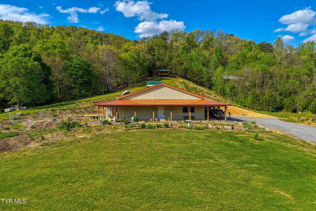 Photo of 336 Cloud Creek Road, Rogersville, TN 37857 (MLS # 9994131)
