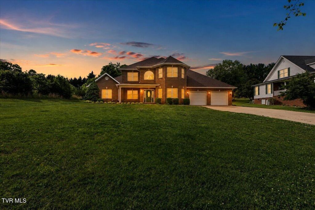 Photo of 1288 Austin Springs Road, Piney Flats, TN 37686 (MLS # 9996028)