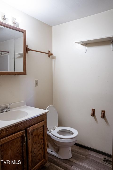 Tiny photo for 10882 Asheville Highway, Greeneville, TN 37743 (MLS # 9986406)