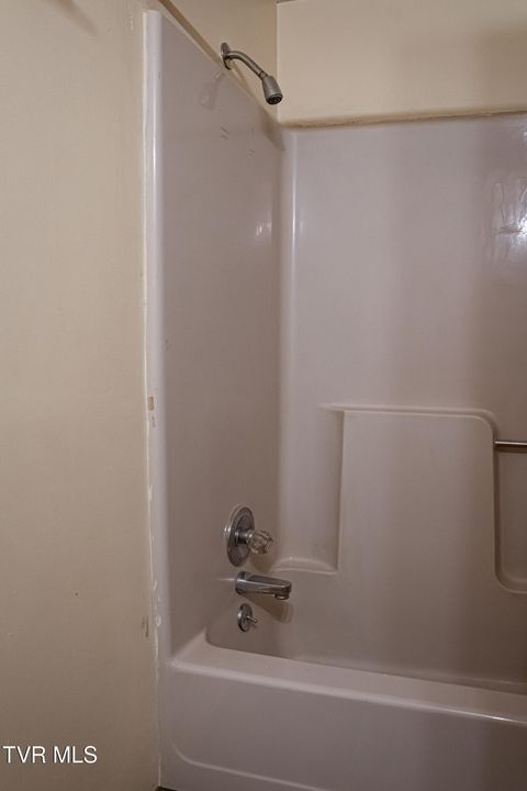 Tiny photo for 10882 Asheville Highway, Greeneville, TN 37743 (MLS # 9986406)