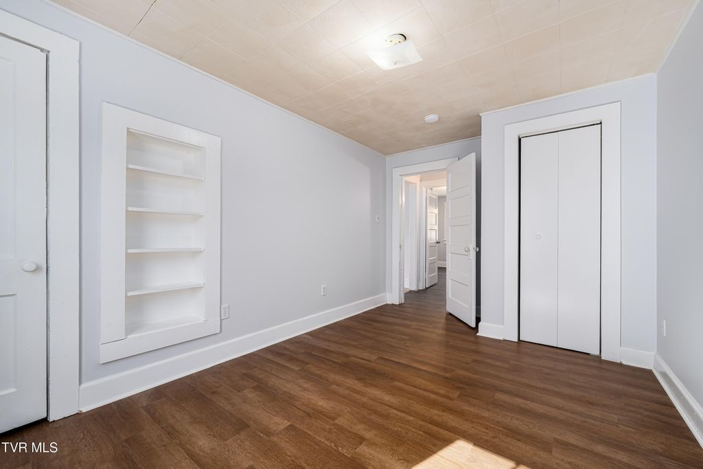 Photo of 250 Morgan Street, Kingsport, TN 37664 (MLS # 9991163)