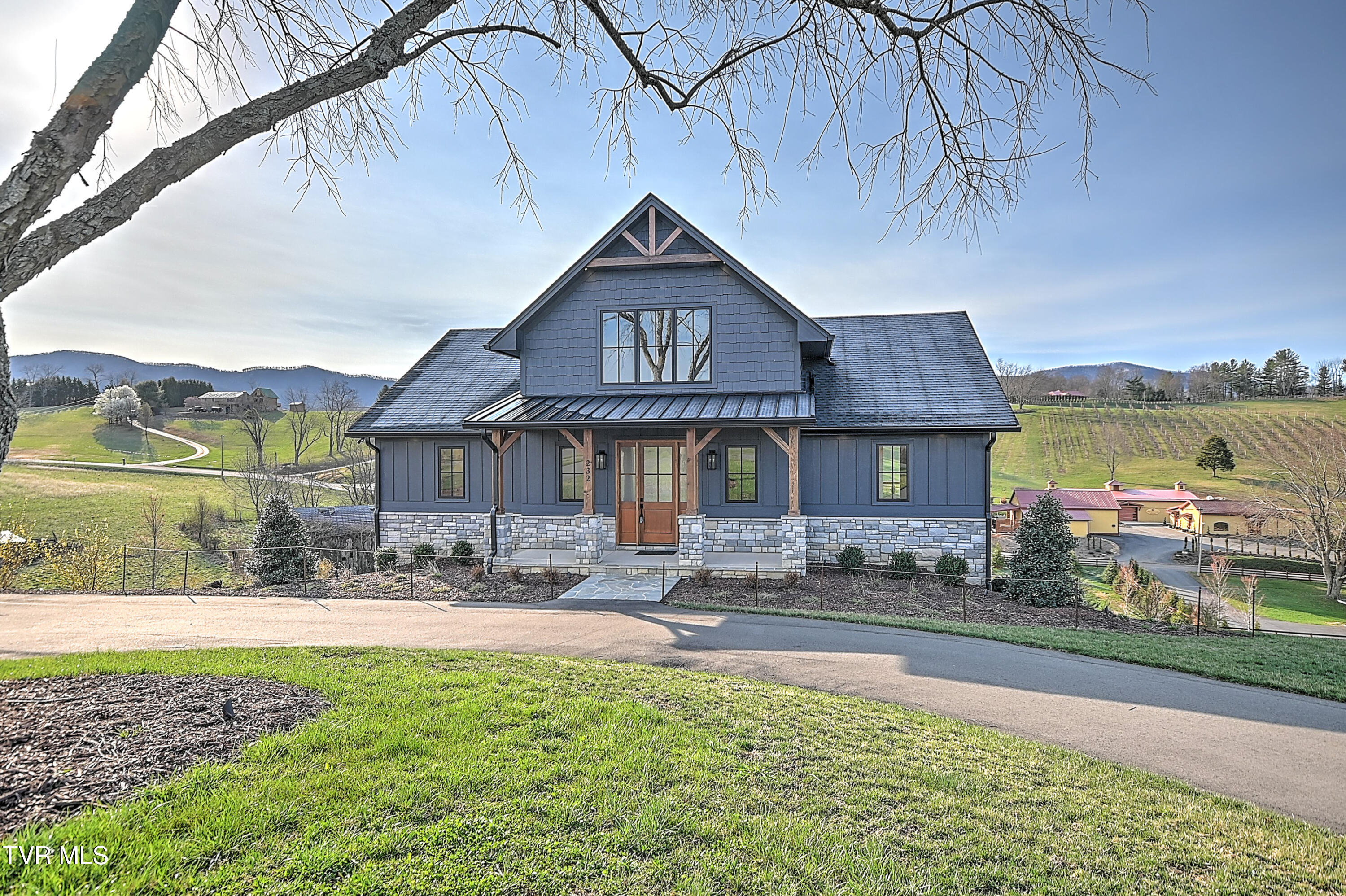 232 Farmhouse Village Trail