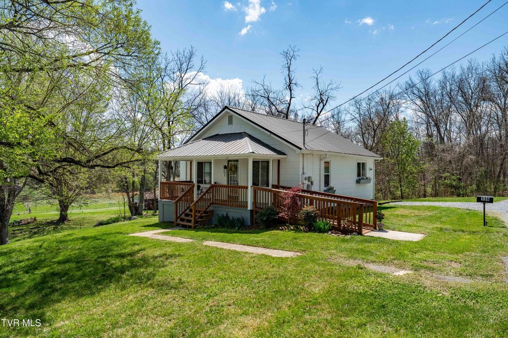 Photo of 136 Gilliam Lane, Johnson City, TN 37615 (MLS # 9993515)