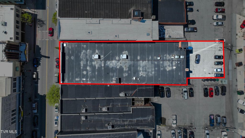 Photo of 513 State Street, Bristol, VA 24201 (MLS # 9993681)