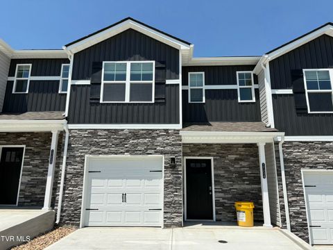 Townhouse For Sale - 1154 Wenna Way Way<br/> Kingsport, TN 37664