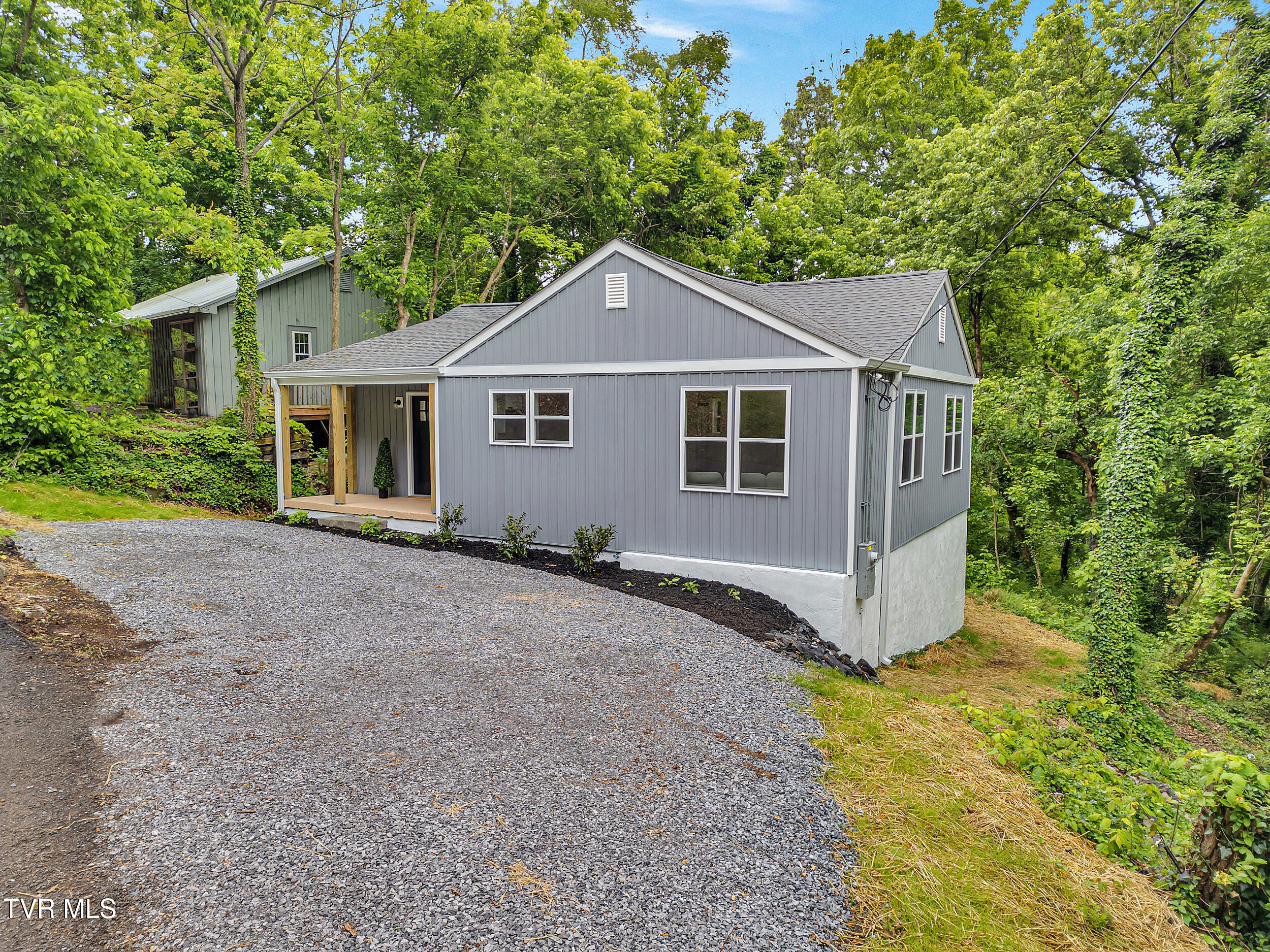 1228 Harrison Avenue, Kingsport, Tennessee image 2