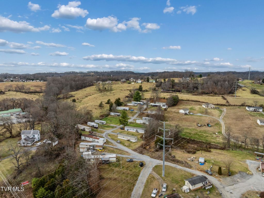 Photo of 102 Claude Simmons Road, Johnson City, TN 37604 (MLS # 9989693)