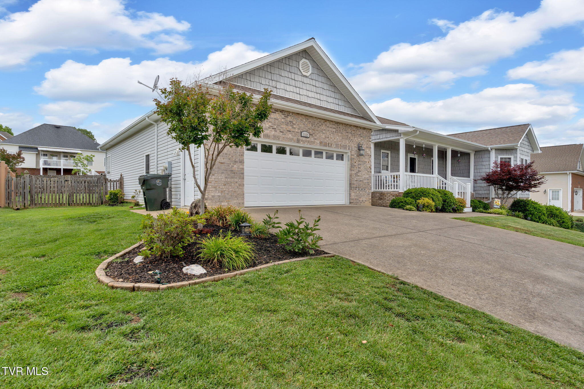 1162 Glen Abbey Way, Johnson City, Tennessee image 4