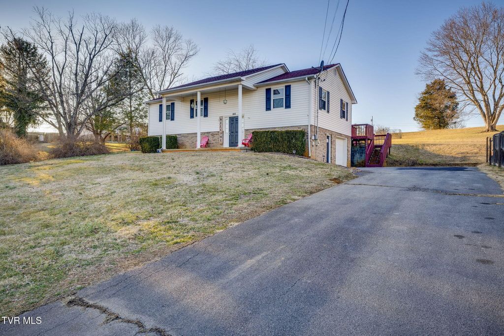 Photo of 166 Franklin Heights Road, Jonesborough, TN 37659 (MLS # 9991192)