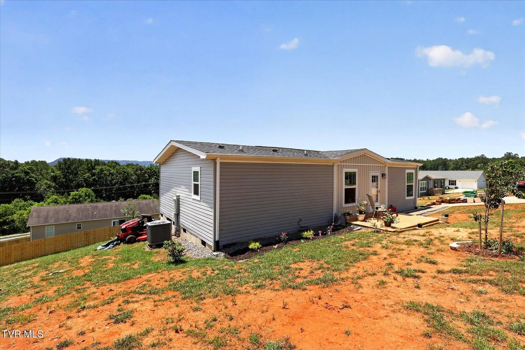 Photo of 2311 Serenity Court, Kingsport, TN 37665 (MLS # 9996744)