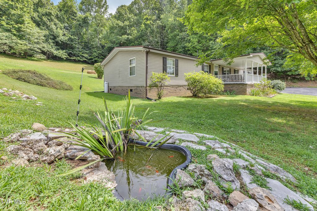 Photo of 384 Sugar Pine Lane, Gate City, VA 24251 (MLS # 9987008)