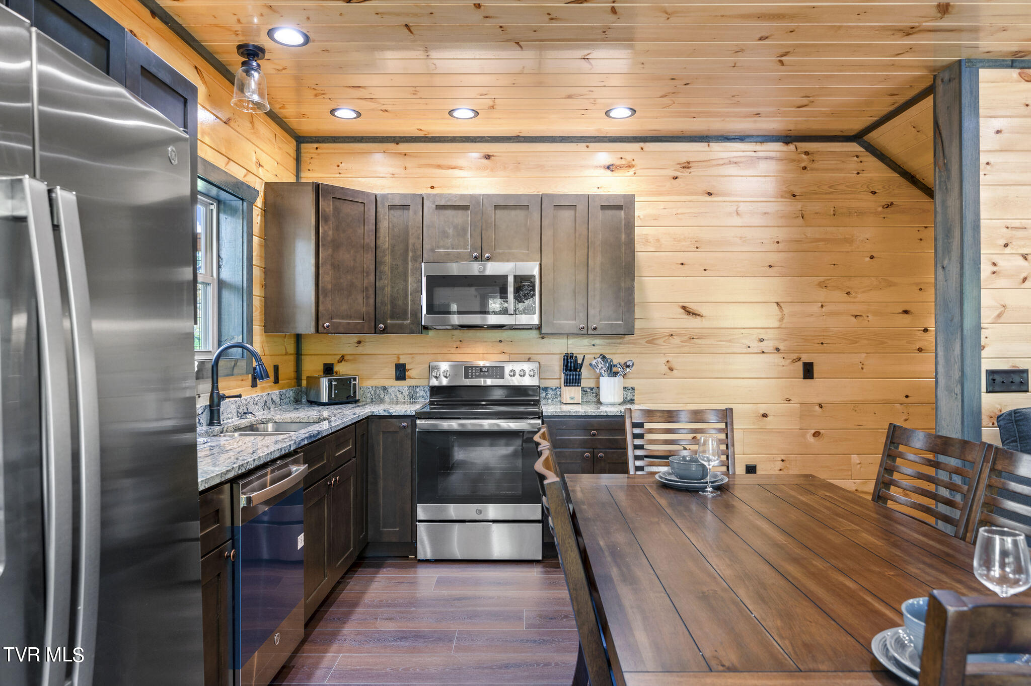 1864 Blue Tick Way, Sevierville, Tennessee image 14