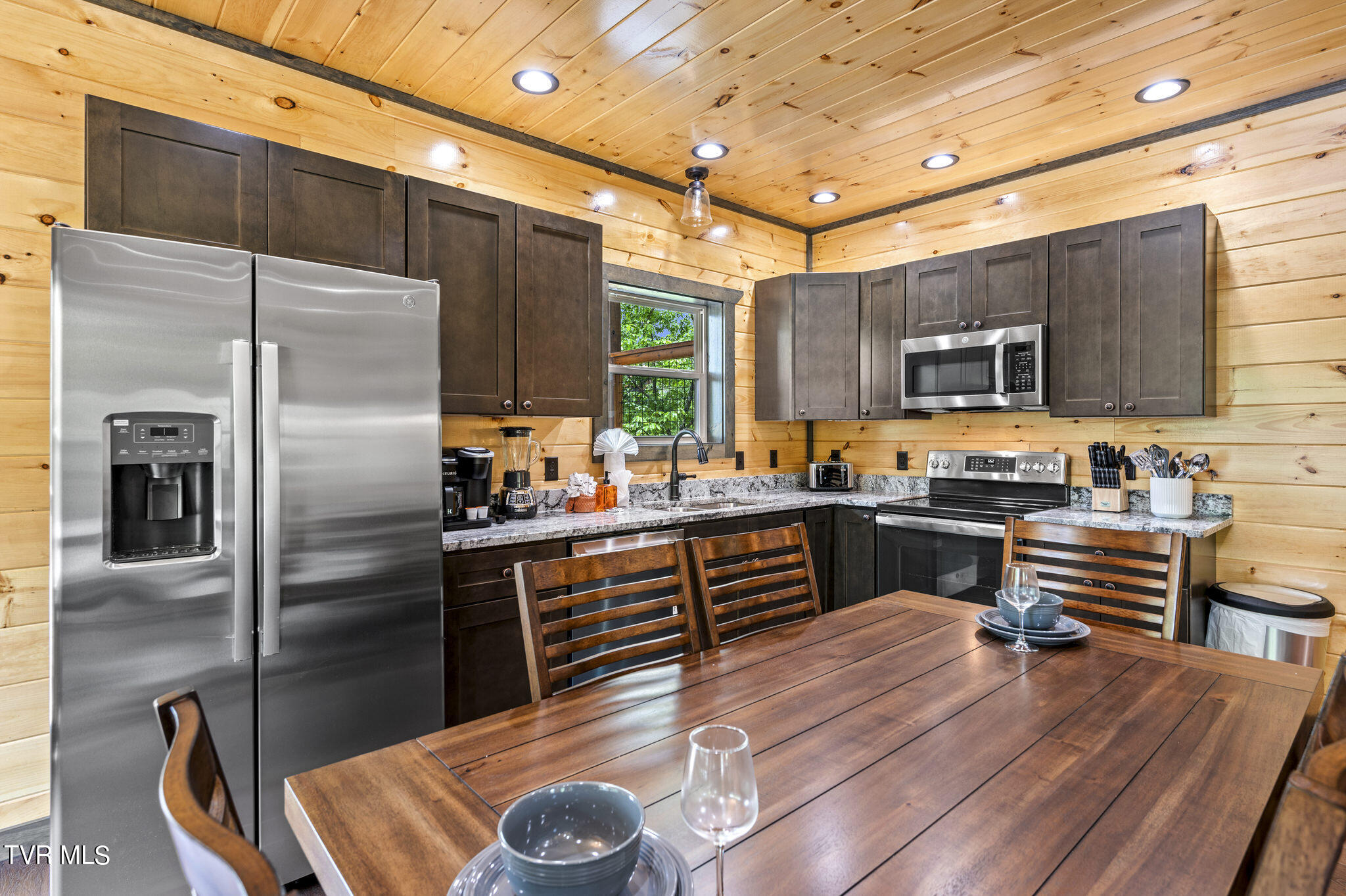 1864 Blue Tick Way, Sevierville, Tennessee image 15