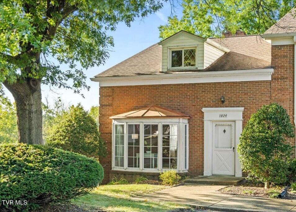Photo of 1809 Manor Court #0, Kingsport, TN 37660 (MLS # 10000828)