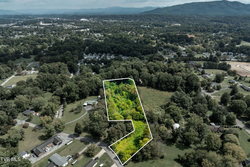 Photo of Tbd Mayfield Drive, Johnson City, TN 37604 (MLS # 9995020)