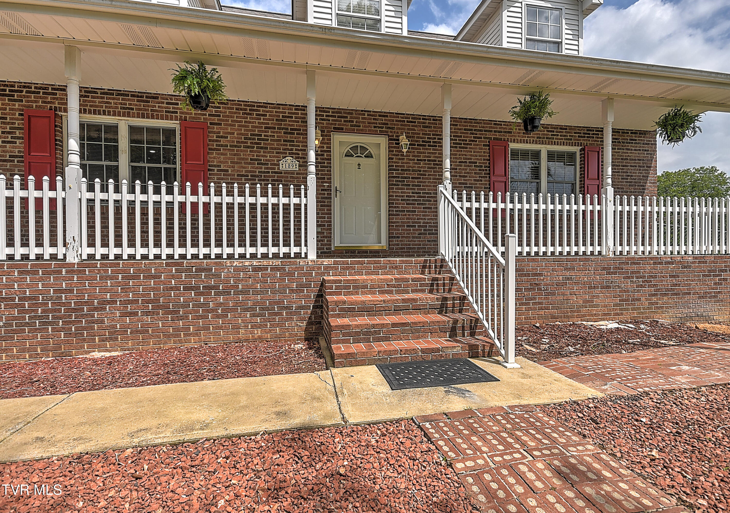 189 Taylor Drive, Piney Flats, Tennessee image 4