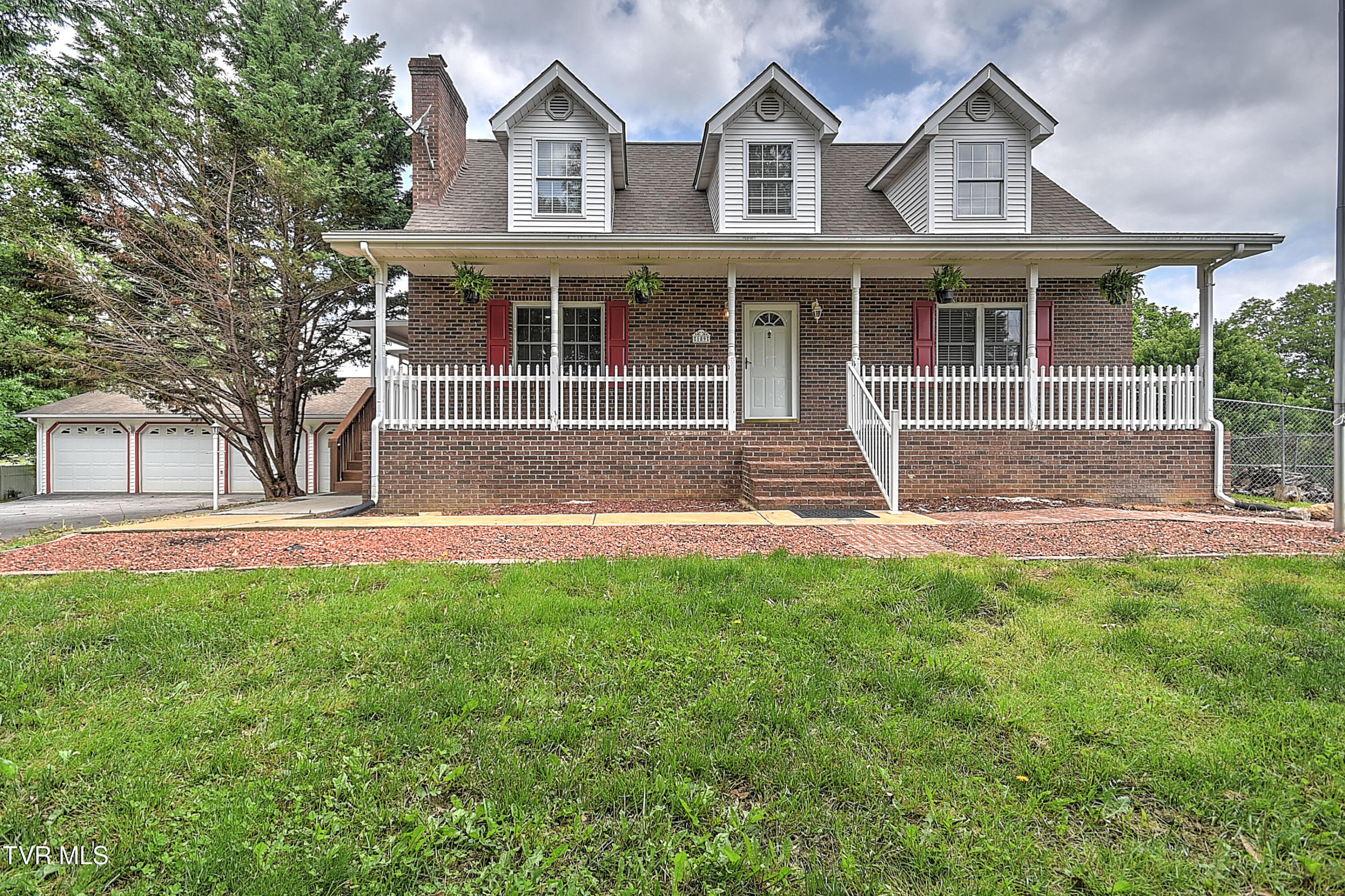 189 Taylor Drive, Piney Flats, Tennessee image 1