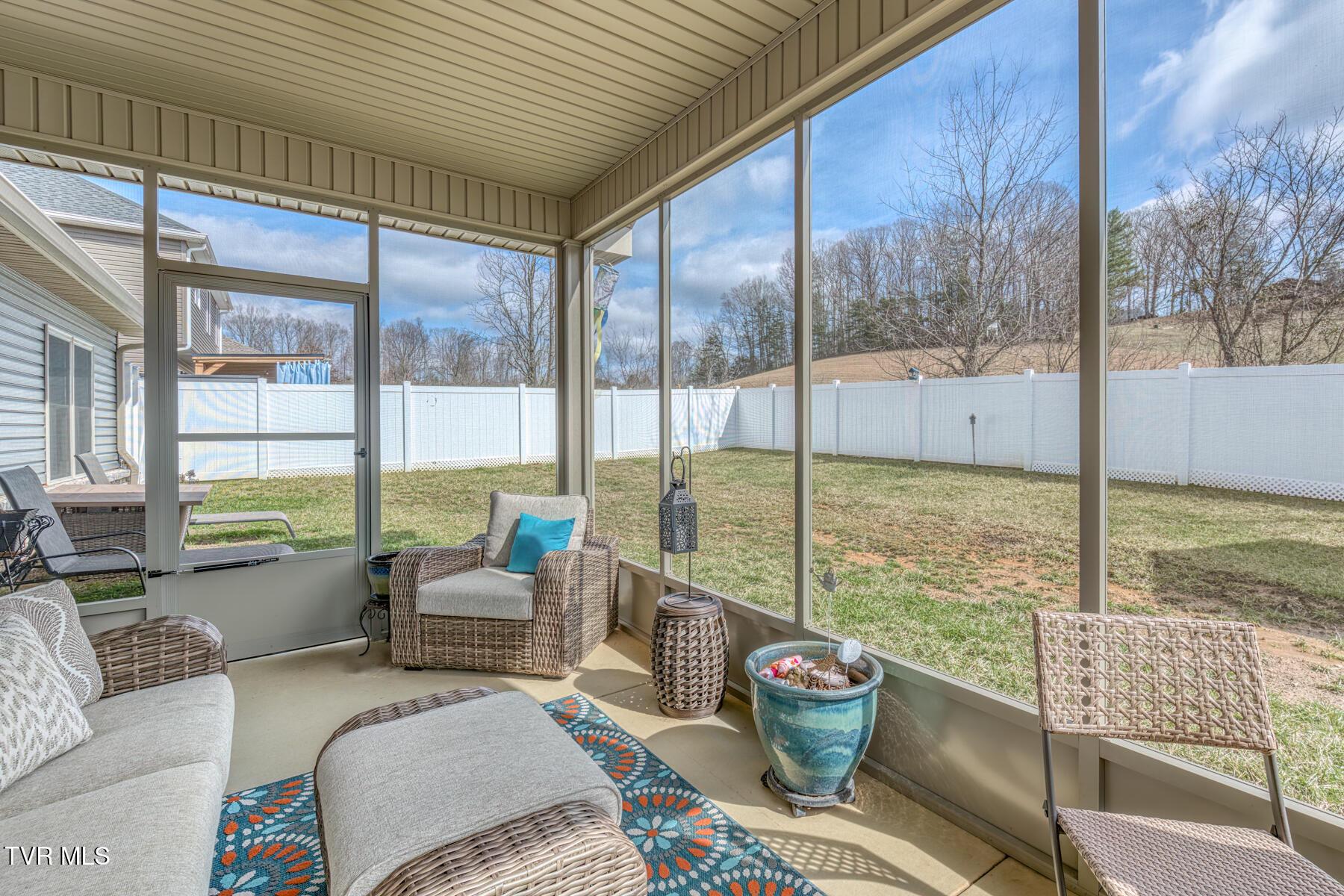 114 Ervin Loop, Erwin, Tennessee image 20