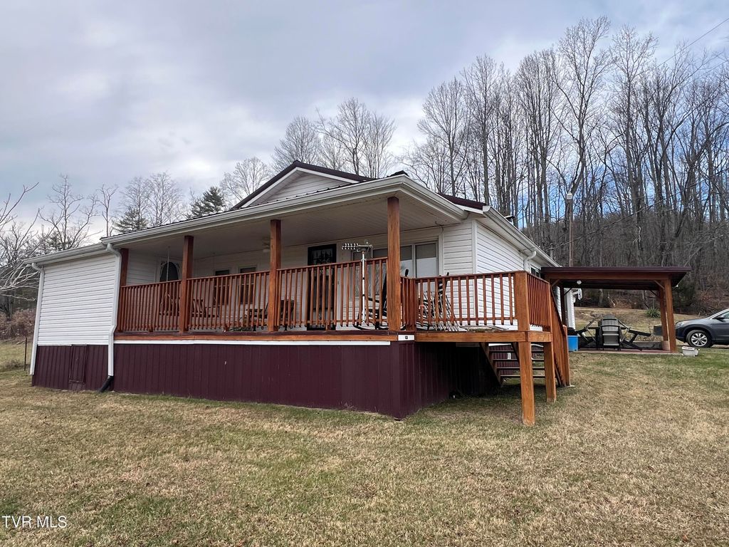Photo of 293 Sub Hollow Dr. Dr, Rose Hill, VA 24281 (MLS # 9989333)