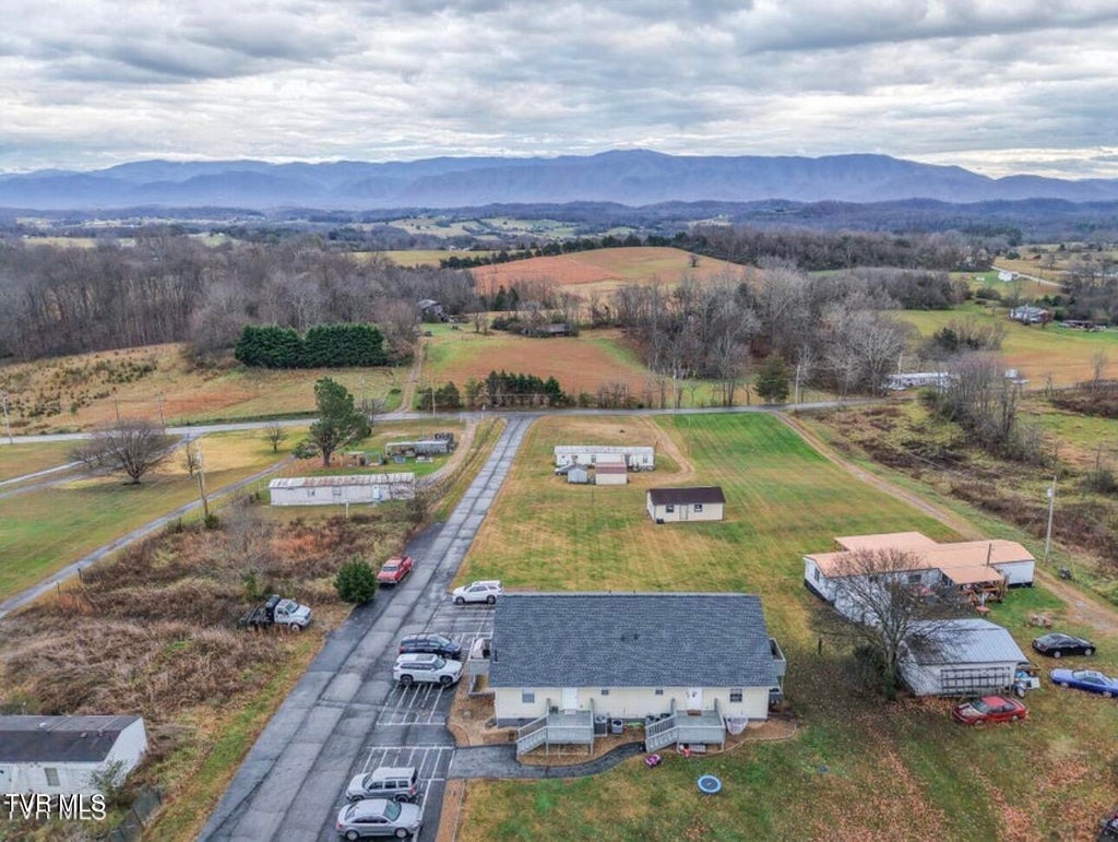 Photo of 740 Sunnyside Road #4, Greeneville, TN 37743 (MLS # 9999779)