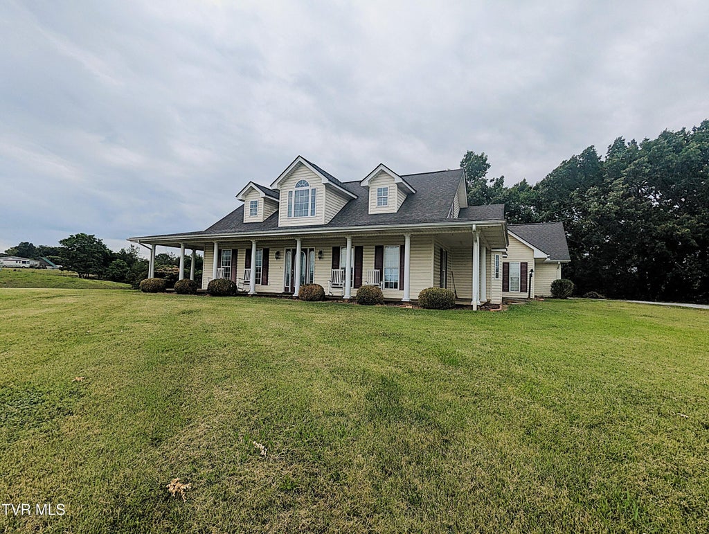Photo of 9355 Lonesome Pine Trail, Mosheim, TN 37818 (MLS # 9997211)