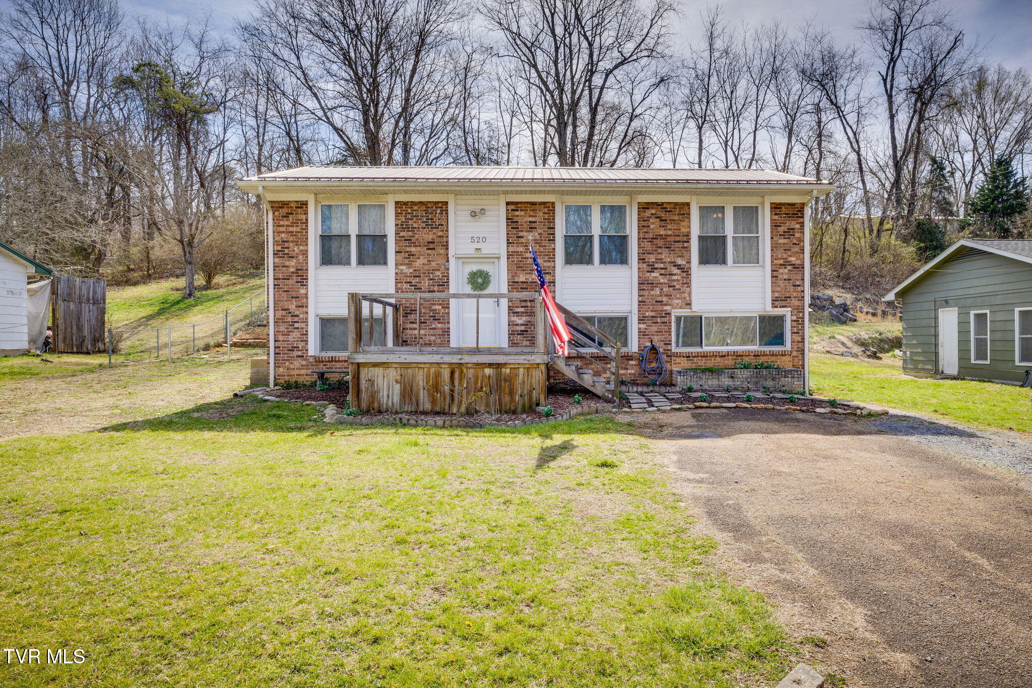 520 Silver Grove Road, Bluff City, Tennessee image 2