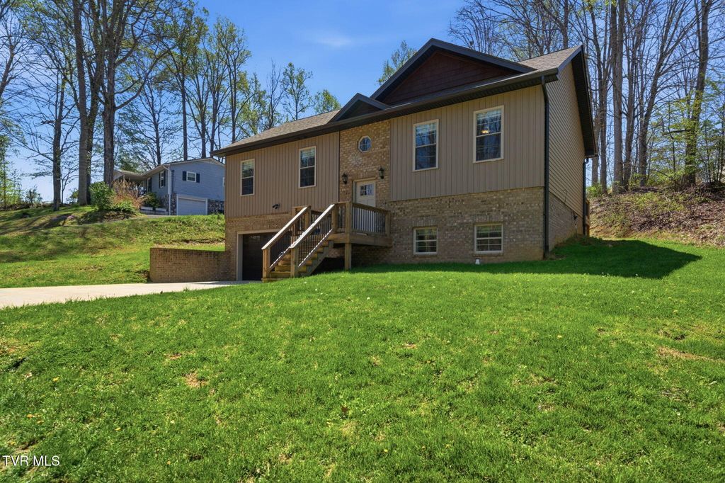 Photo of 353 County Farm Road, Jonesborough, TN 37659 (MLS # 9993649)