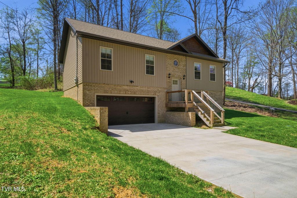 Photo of 353 County Farm Road, Jonesborough, TN 37659 (MLS # 9993649)
