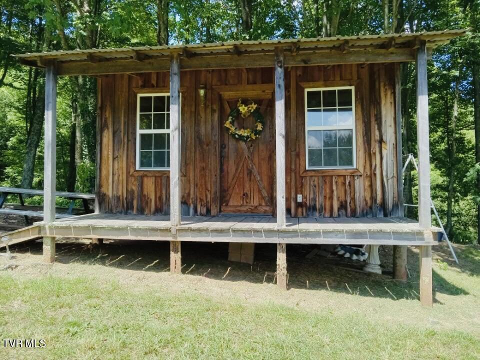10702 Redbud Highway, Honaker, Virginia image 21