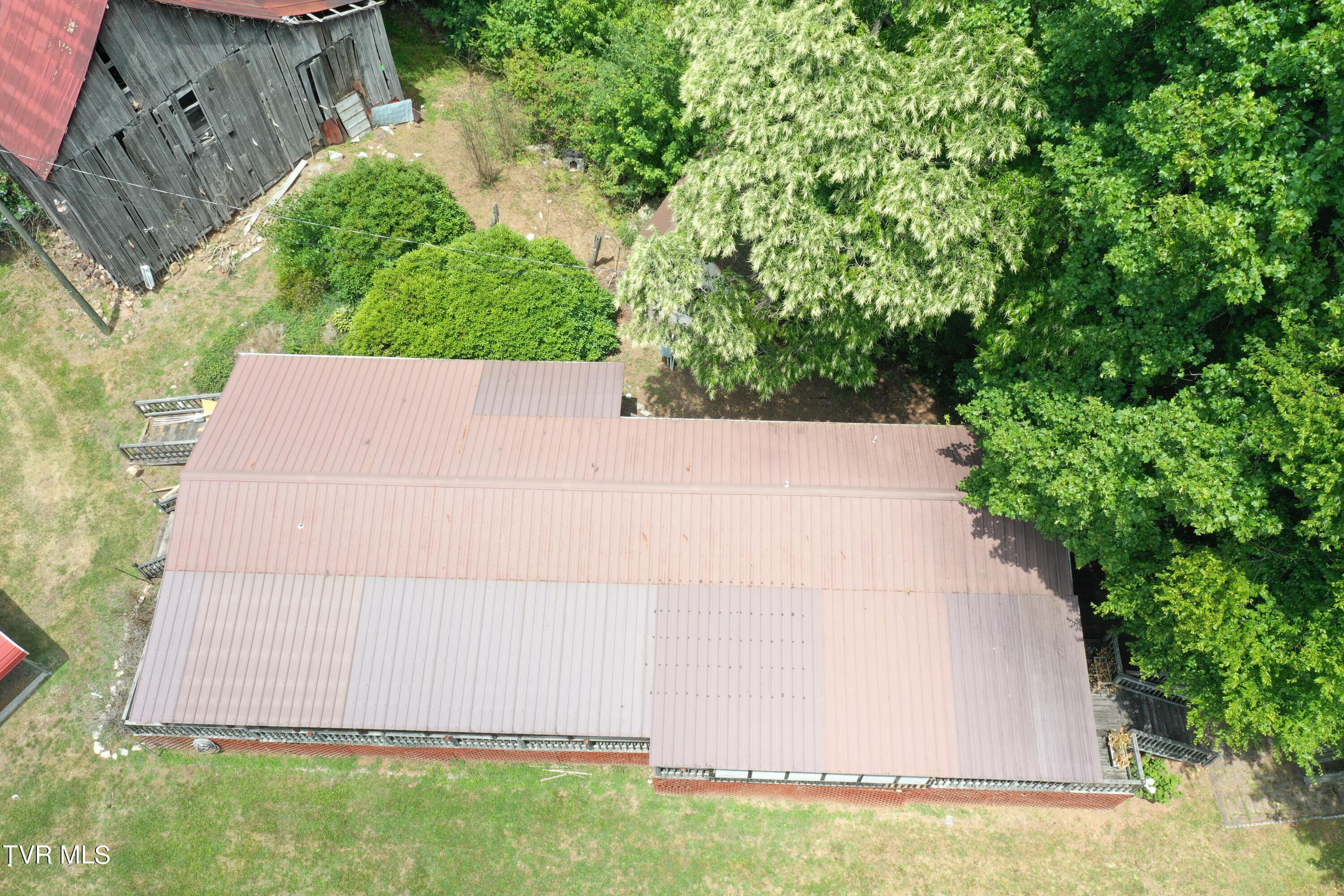 10702 Redbud Highway, Honaker, Virginia image 16