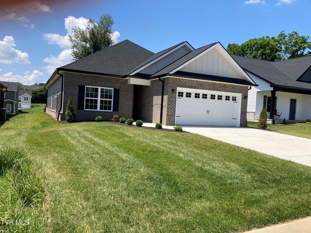 Photo of 225 Dry Kiln Court, Johnson City, TN 37615 (MLS # 9989395)