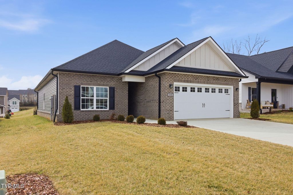 Photo of 225 Dry Kiln Court, Johnson City, TN 37615 (MLS # 9989395)