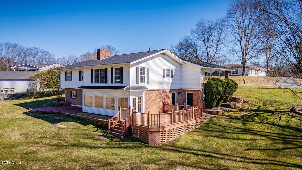 Photo of 416 Manderley Road, Kingsport, TN 37660 (MLS # 9991402)