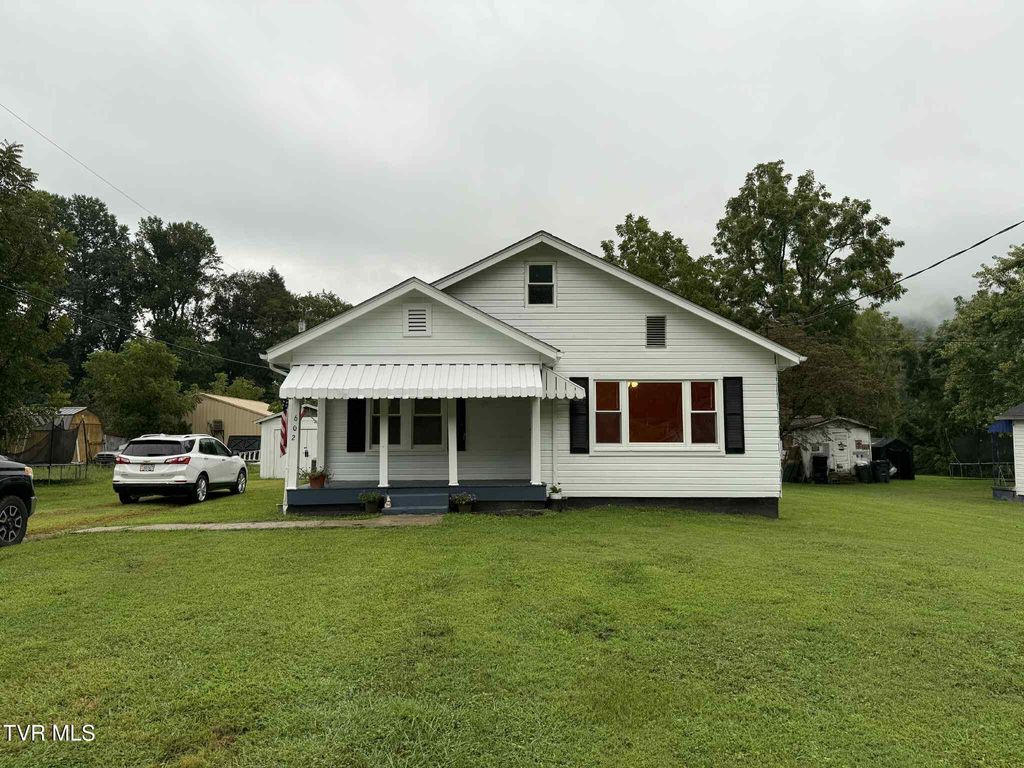 Photo of 602 2nd Avenue, Big Stone Gap, VA 24219 (MLS # 9985359)