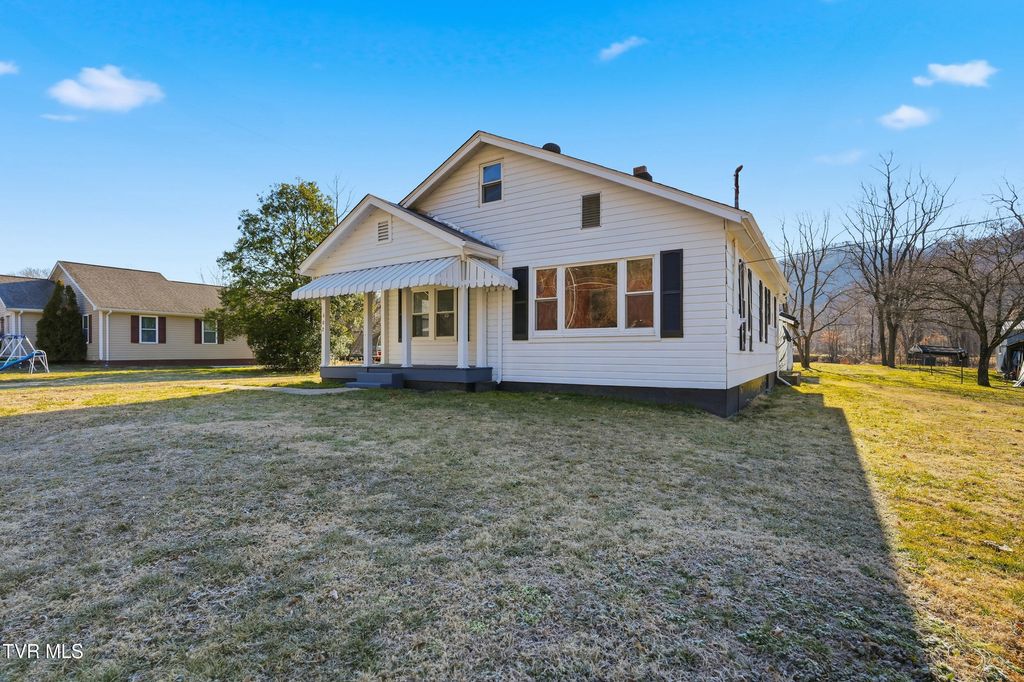 Photo of 602 2nd Avenue, Big Stone Gap, VA 24219 (MLS # 9985359)