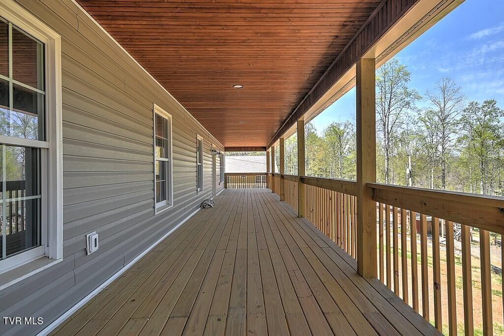 477 Norris Rd ( Bridle Path) Road, Butler, Tennessee image 2